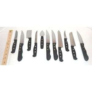 Lot of 11 Kitchen Knives (5 Farberware) (6 Unbranded) Most Serrated PLEASE READ